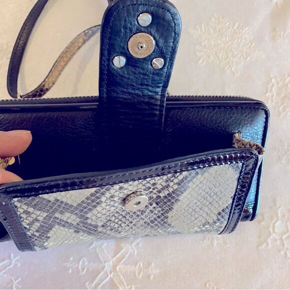 Brighton Wallet Crossbody Handbag Smooth & Patent Leather Snakeskin Print - Picture 4 of 9